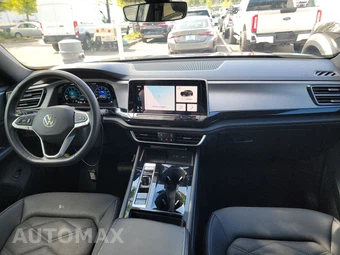 2025 Volkswagen Atlas Cross Sport 2.0T SE w/Technology - miniatura 17