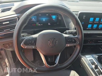 2025 Volkswagen Atlas Cross Sport 2.0T SE w/Technology - miniatura 10