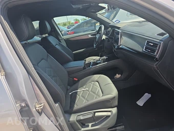2025 Volkswagen Atlas Cross Sport 2.0T SE w/Technology - miniatura 8