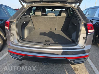 2025 Volkswagen Atlas Cross Sport 2.0T SE w/Technology - miniatura 16