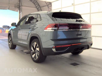 2025 Volkswagen Atlas Cross Sport 2.0T SE w/Technology - miniatura 8