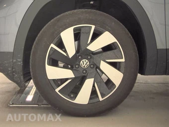 2025 Volkswagen Atlas Cross Sport 2.0T SE w/Technology - miniatura 9