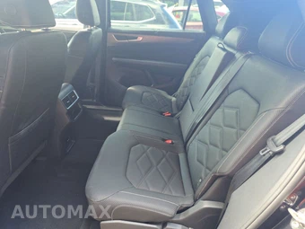 2025 Volkswagen Atlas Cross Sport 2.0T SE w/Technology - miniatura 13