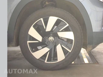 2025 Volkswagen Atlas Cross Sport 2.0T SE w/Technology - miniatura 10