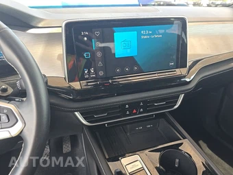 2025 Volkswagen Atlas Cross Sport 2.0T SE w/Technology - miniatura 11