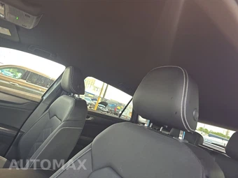 2025 Volkswagen Atlas Cross Sport 2.0T SE w/Technology - miniatura 17