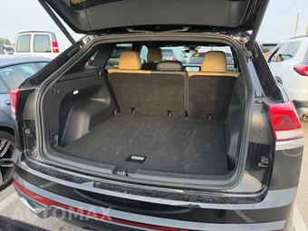 2025 Volkswagen Atlas Cross Sport 2.0T SE w/Technology - miniatura 16