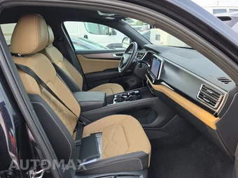 2025 Volkswagen Atlas Cross Sport 2.0T SE w/Technology - miniatura 8