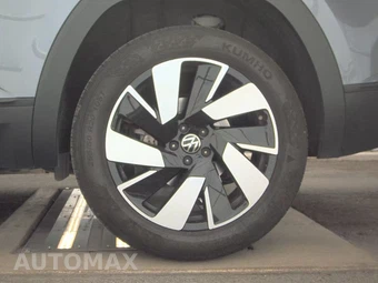 2025 Volkswagen Atlas Cross Sport 2.0T SE w/Technology - miniatura 12