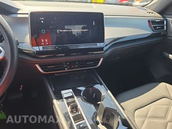 2025 Volkswagen Atlas Cross Sport 2.0T SE w/Technology - miniatura 17