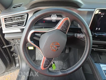 2025 Volkswagen Atlas Cross Sport 2.0T SE w/Technology - miniatura 16