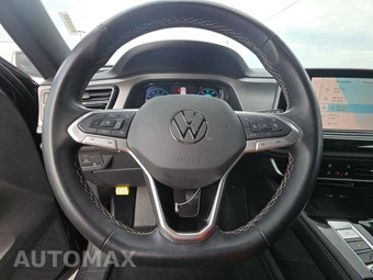 2025 Volkswagen Atlas Cross Sport 2.0T SE w/Technology - miniatura 10