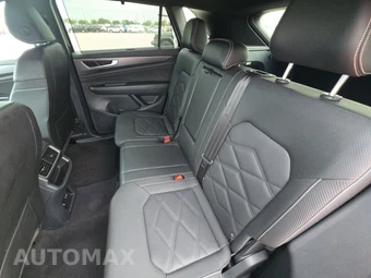 2025 Volkswagen Atlas Cross Sport 2.0T SE w/Technology - miniatura 13