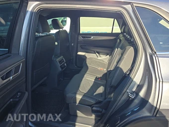 2025 Volkswagen Atlas Cross Sport 2.0T SE w/Technology - miniatura 13
