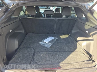 2025 Volkswagen Atlas Cross Sport 2.0T SE w/Technology - miniatura 16