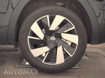 2025 Volkswagen Atlas Cross Sport 2.0T SE w/Technology - miniatura 12