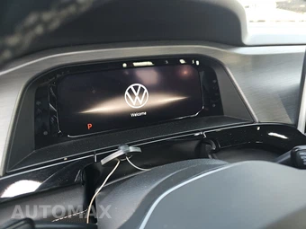 2025 Volkswagen Atlas Cross Sport 2.0T SE w/Technology - miniatura 18
