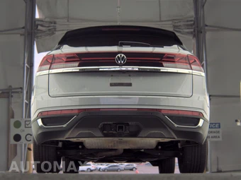 2025 Volkswagen Atlas Cross Sport 2.0T SE w/Technology - miniatura 7