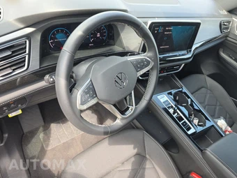 2025 Volkswagen Atlas Cross Sport 2.0T SE w/Technology - miniatura 10