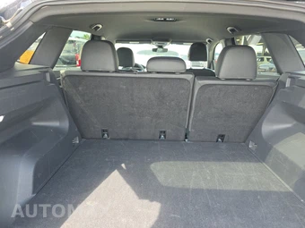 2025 Volkswagen Atlas Cross Sport 2.0T SE w/Technology - miniatura 16