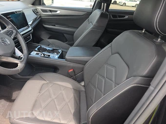 2025 Volkswagen Atlas Cross Sport 2.0T SE w/Technology - miniatura 7