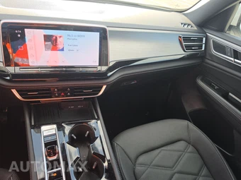 2025 Volkswagen Atlas Cross Sport 2.0T SE w/Technology - miniatura 11