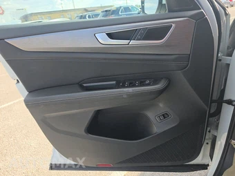 2025 Volkswagen Atlas Cross Sport 2.0T SE w/Technology - miniatura 9