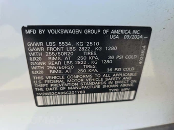 2025 Volkswagen Atlas Cross Sport 2.0T SE w/Technology - miniatura 2