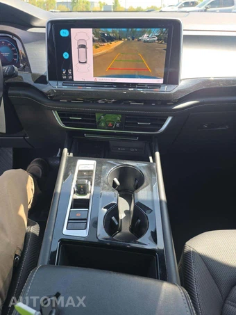2025 Volkswagen Atlas Cross Sport 2.0T SE w/Technology - miniatura 7