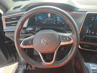 2025 Volkswagen Atlas Cross Sport 2.0T SE w/Technology - miniatura 10
