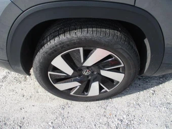 2025 Volkswagen Atlas Cross Sport 2.0T SE w/Technology - miniatura 22