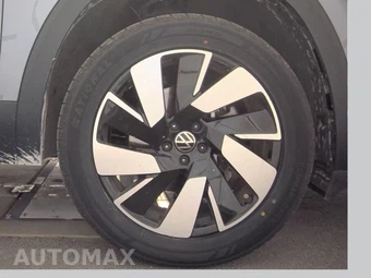 2025 Volkswagen Atlas Cross Sport 2.0T SE w/Technology - miniatura 10