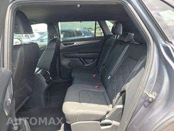 2025 Volkswagen Atlas Cross Sport 2.0T SE w/Technology - miniatura 19
