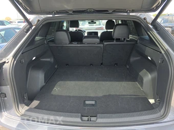 2025 Volkswagen Atlas Cross Sport 2.0T SE w/Technology - miniatura 23