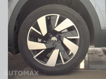 2025 Volkswagen Atlas Cross Sport 2.0T SE w/Technology - miniatura 9