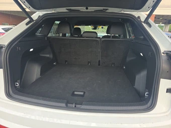2025 Volkswagen Atlas Cross Sport 2.0T SE w/Technology - miniatura 22