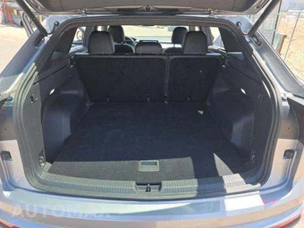 2025 Volkswagen Atlas Cross Sport 2.0T SE w/Technology - miniatura 15