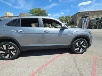 2025 Volkswagen Atlas Cross Sport 2.0T SE w/Technology - miniatura 5