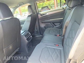 2025 Volkswagen Atlas Cross Sport 2.0T SE w/Technology - miniatura 19