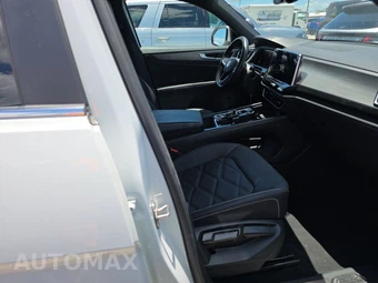 2025 Volkswagen Atlas Cross Sport 2.0T SE w/Technology - miniatura 14