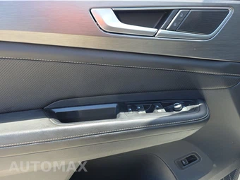 2025 Volkswagen Atlas Cross Sport 2.0T SE w/Technology - miniatura 15