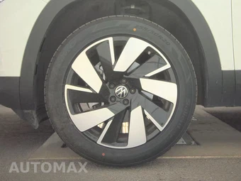 2025 Volkswagen Atlas Cross Sport 2.0T SE w/Technology - miniatura 9