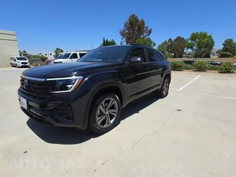 2025 Volkswagen Atlas Cross Sport 2.0T SEL R-Line Black