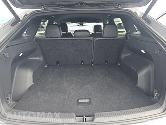 2025 Volkswagen Atlas Cross Sport Comfortline R-Line Black Edition - miniatura 17
