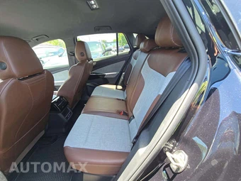 2025 Volkswagen ID.4 Pro – miniatura 13