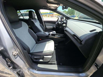 2025 Volkswagen ID.4 Pro – miniatura 18