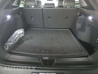 2025 Volkswagen ID.4 Pro – miniatura 14