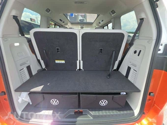 2025 Volkswagen ID. Buzz 1st Edition Two-Tone 128.0" WB - miniatura 15