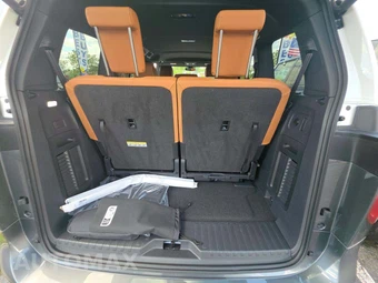 2025 Volkswagen ID. Buzz Pro S Two-Tone 128.0" WB - miniatura 15