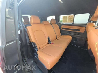 2025 Volkswagen ID. Buzz Pro S Two-Tone 128.0" WB - miniatura 17